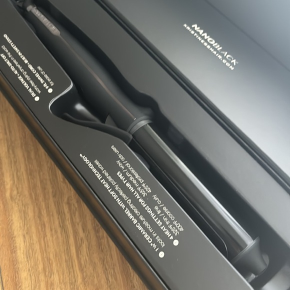 Kristin ess curling iron never used - Picture 2 of 3